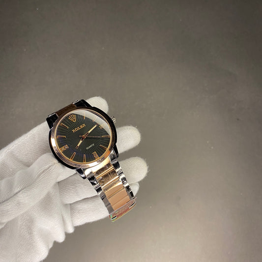 True Tone Chain Watch Black Dial With Rolex Branding